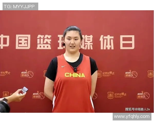 中国女篮新星崛起狂抢12篮板与张子宇形成完美搭档